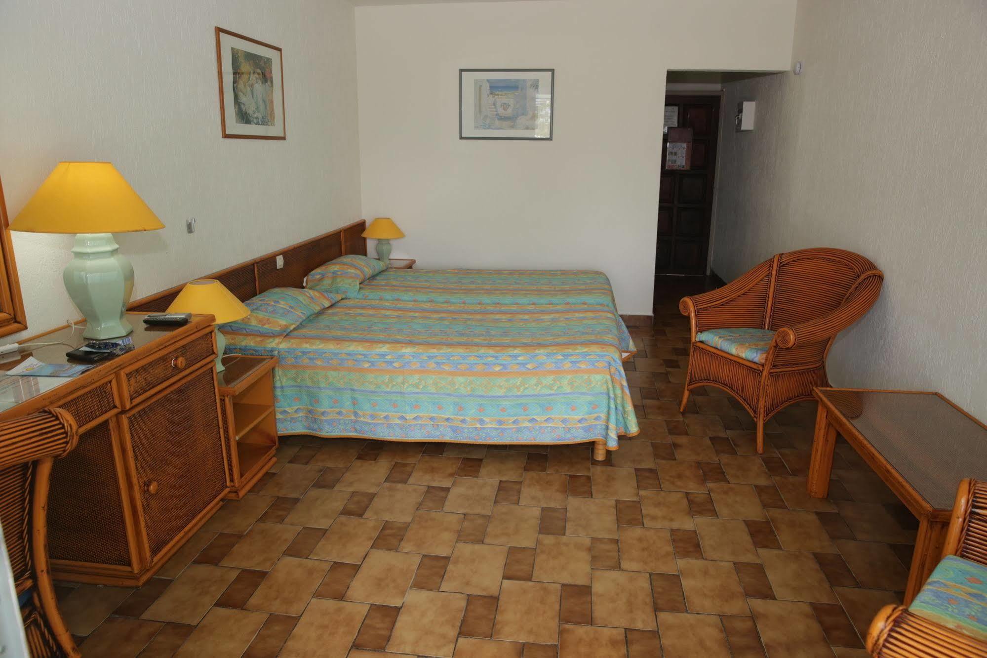 לה גוסייר Hotel Village Soleil מראה חיצוני תמונה