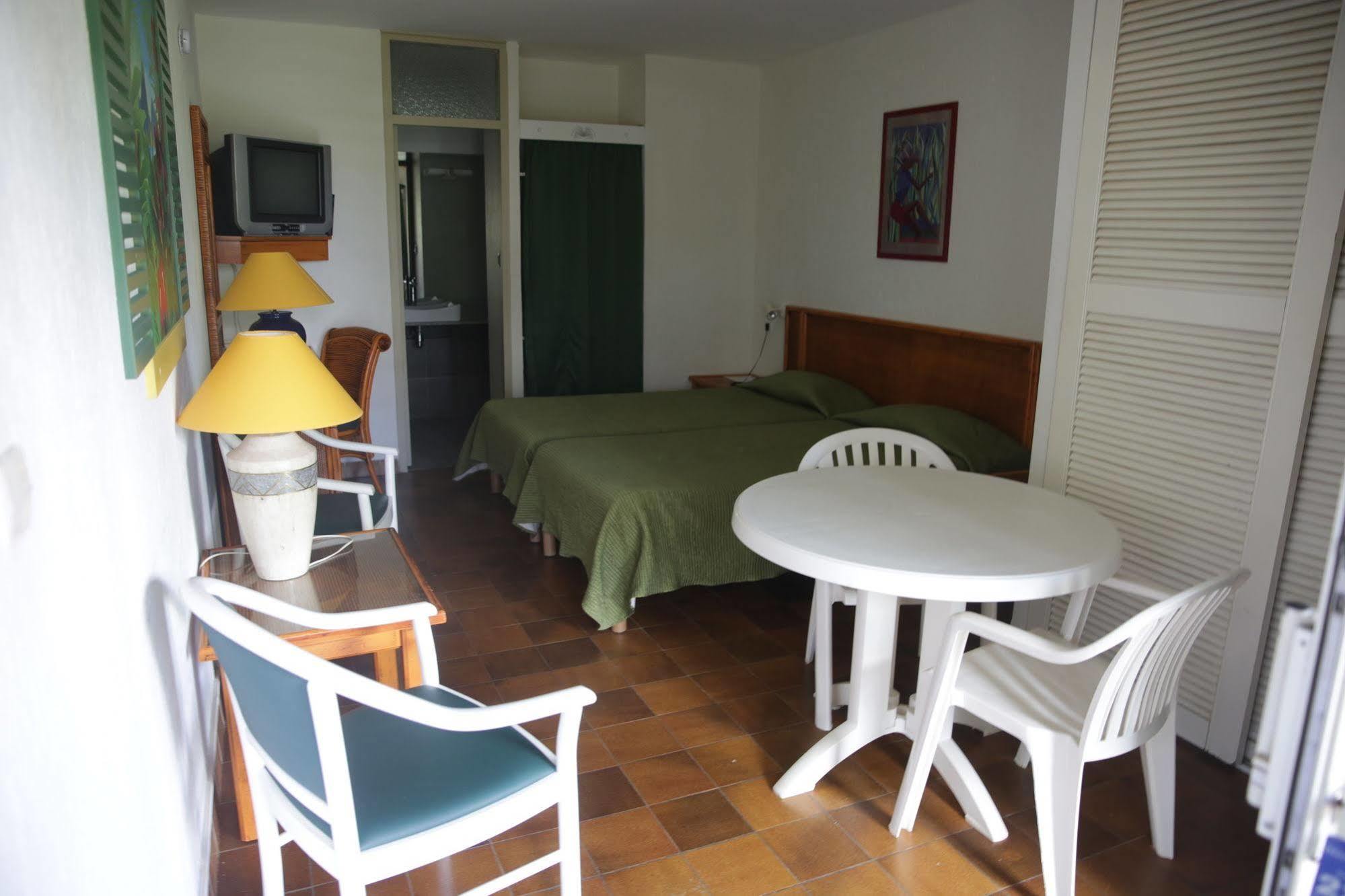 לה גוסייר Hotel Village Soleil מראה חיצוני תמונה